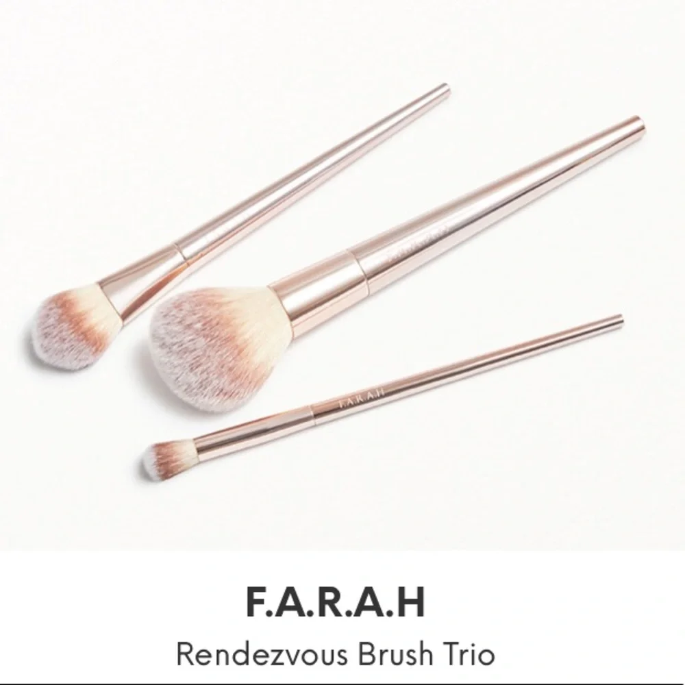 NWT F.A.R.A.H Makeup Brush Trio